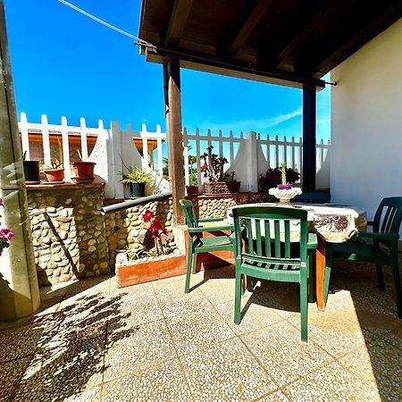 Casa Del Sole Apartman Campofelice di Roccella Kültér fotó