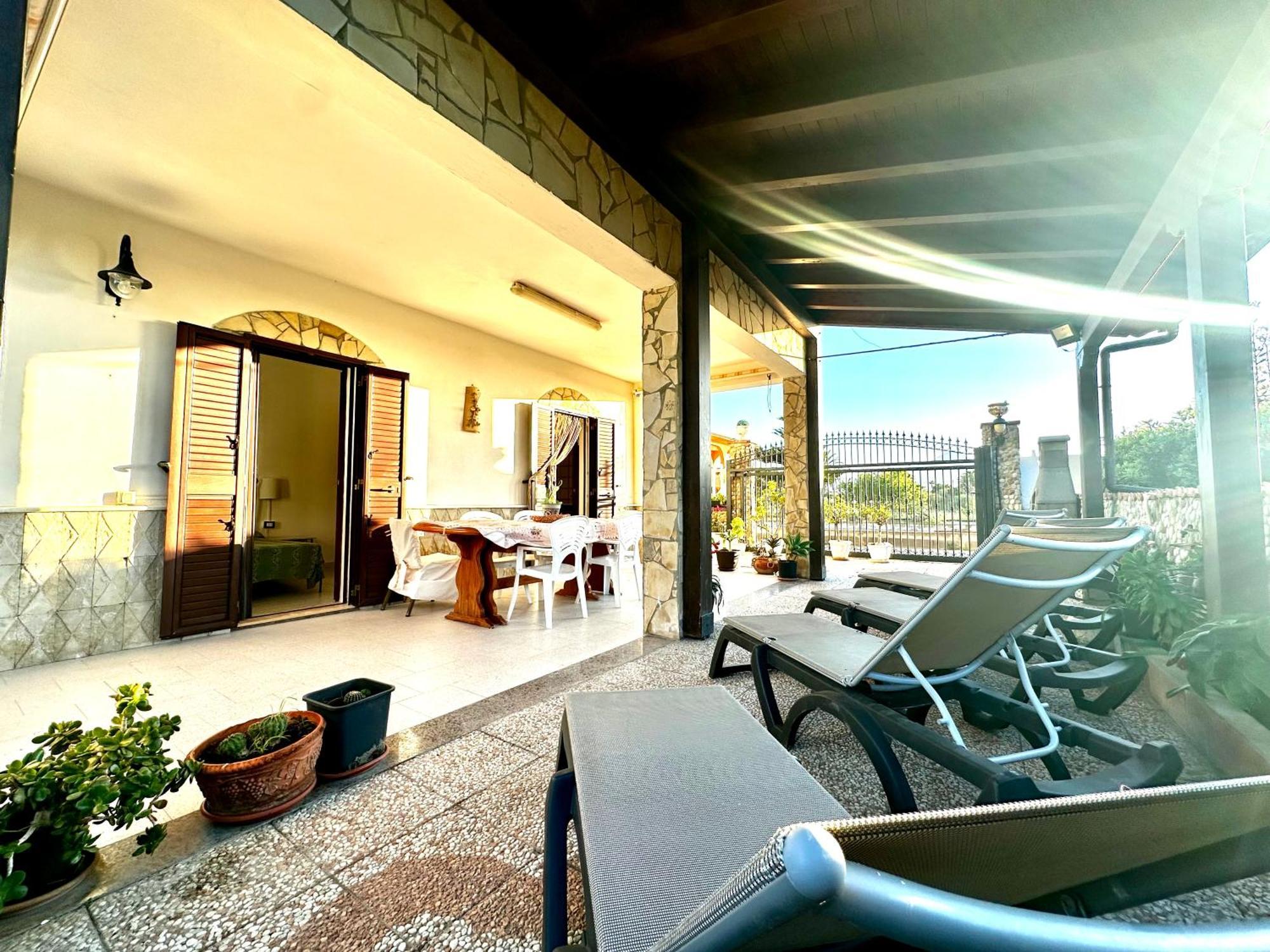 Casa Del Sole Apartman Campofelice di Roccella Kültér fotó