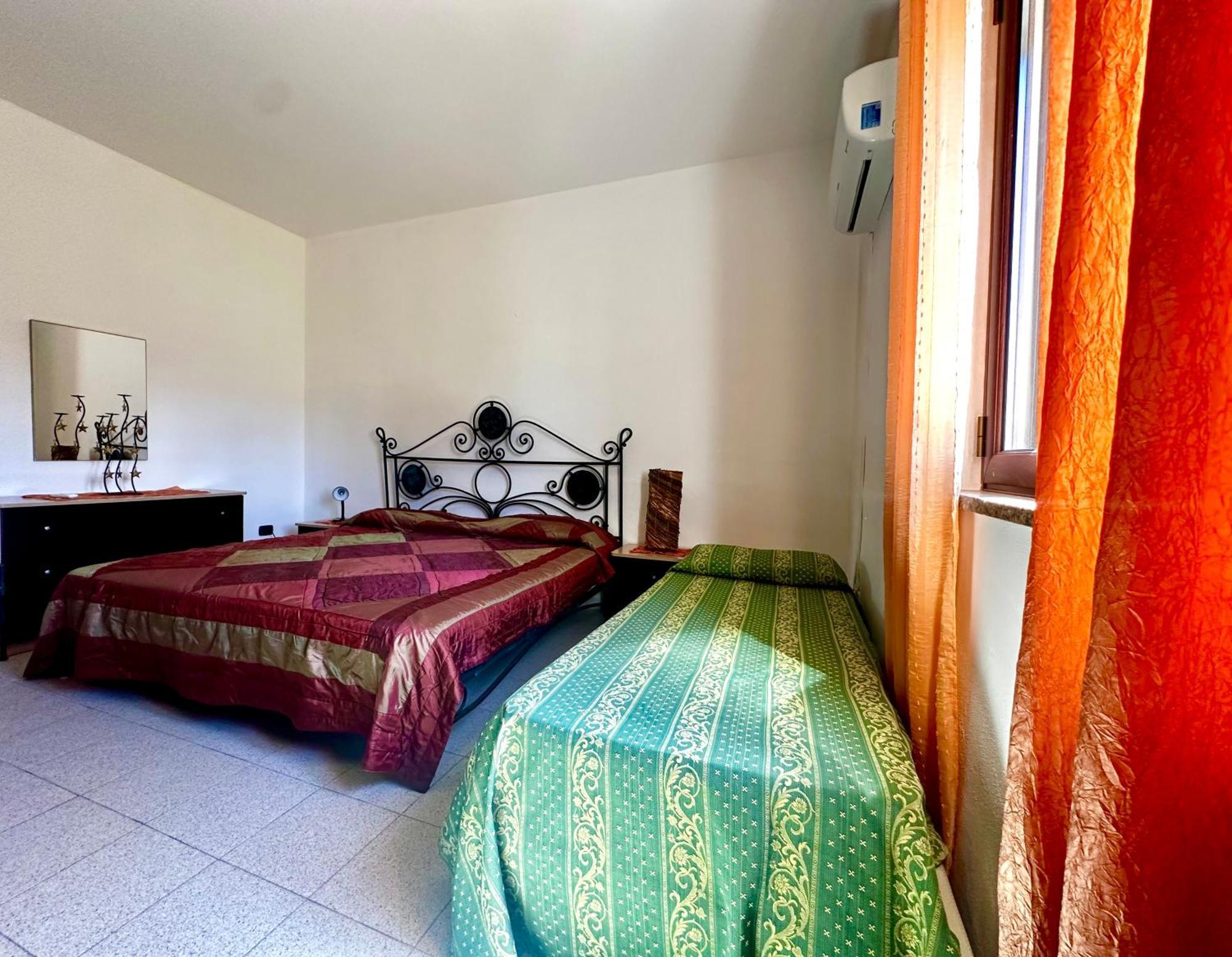 Casa Del Sole Apartman Campofelice di Roccella Kültér fotó