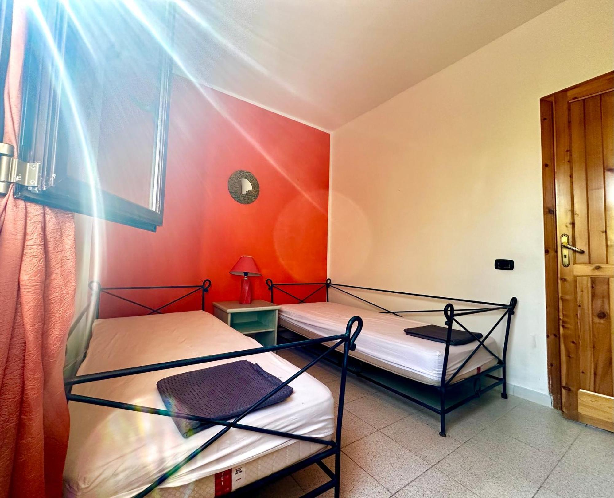 Casa Del Sole Apartman Campofelice di Roccella Kültér fotó
